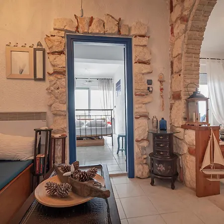 Poseidon Seafront By Rentalspro - Halkidiki Apartmán