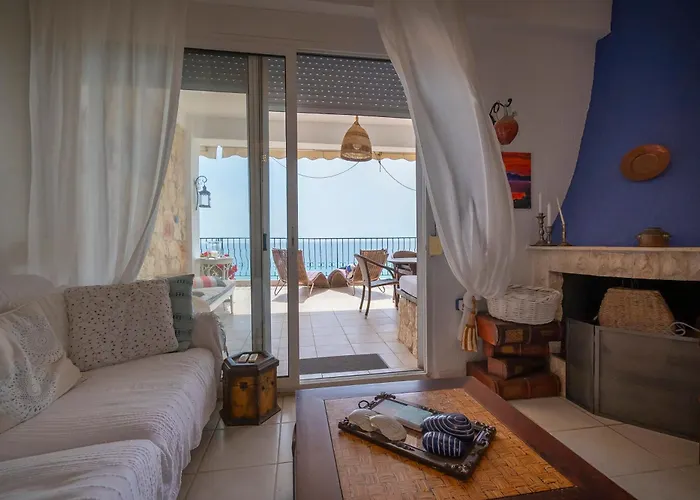 Poseidon Seafront By Rentalspro - Halkidiki Siviri