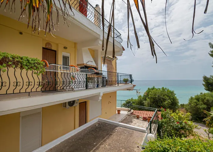 Poseidon Seafront By Rentalspro - Halkidiki *